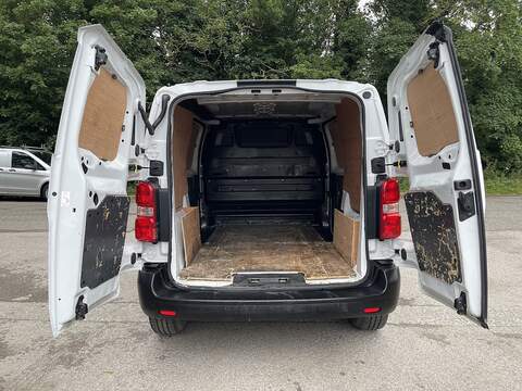 Peugeot Expert 1.5 BlueHDi 1000 Professional Premium + Standard Panel Van MWB Euro 6 (s/s) 6dr - U746