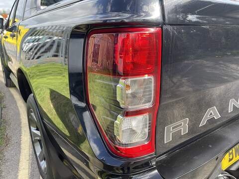 Ford Ranger 2.0 EcoBlue Wildtrak Auto 4WD Euro 6 (s/s) 4dr - U748