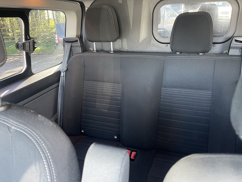 Ford Transit Custom 2.0 320 EcoBlue Limited Crew Van L2 H1 Euro 6 (s/s) 5dr (6 Seat) - U751