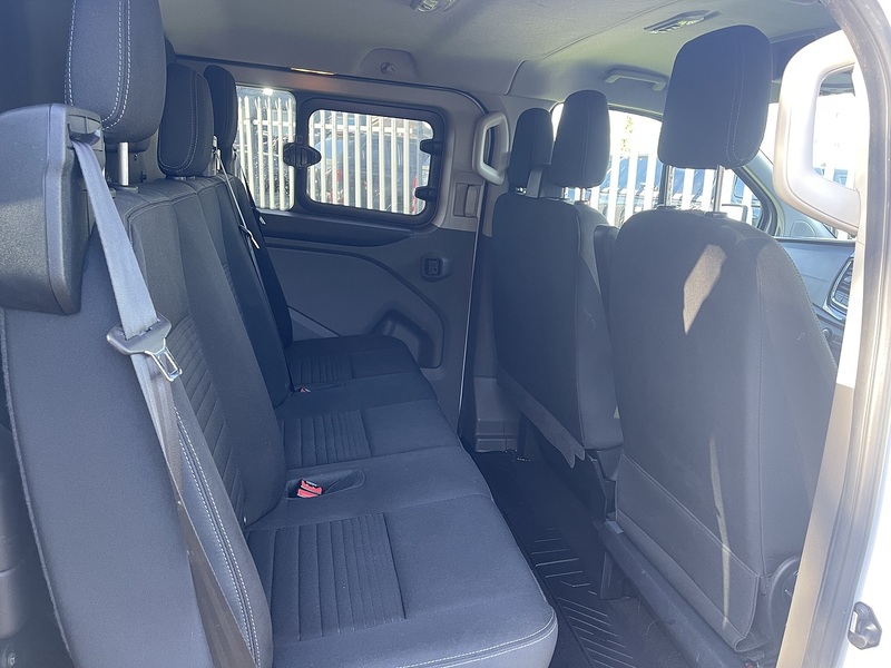 Ford Transit Custom 2.0 320 EcoBlue Limited Crew Van L2 H1 Euro 6 (s/s) 5dr (6 Seat) - U751