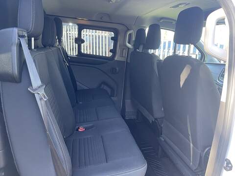 Ford Transit Custom 2.0 320 EcoBlue Limited Crew Van L2 H1 Euro 6 (s/s) 5dr (6 Seat) - U751