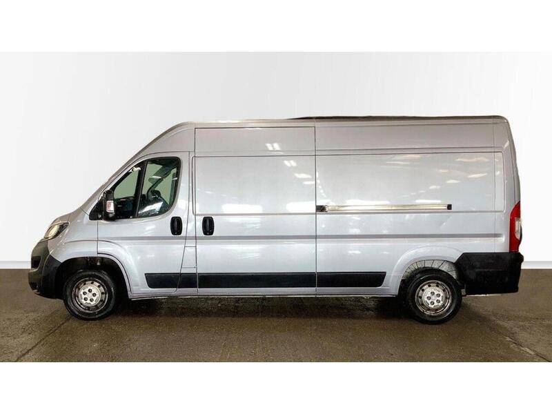Peugeot Boxer 2.2 BlueHDi 335 Professional L3 H2 Euro 6 (s/s) 5dr - U752