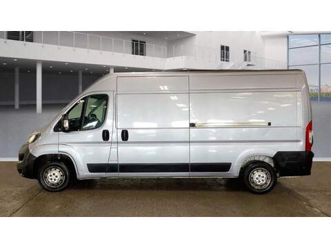 Peugeot Boxer 2.2 BlueHDi 335 Professional L3 H2 Euro 6 (s/s) 5dr - U752