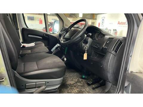 Peugeot Boxer 2.2 BlueHDi 335 Professional L3 H2 Euro 6 (s/s) 5dr - U752