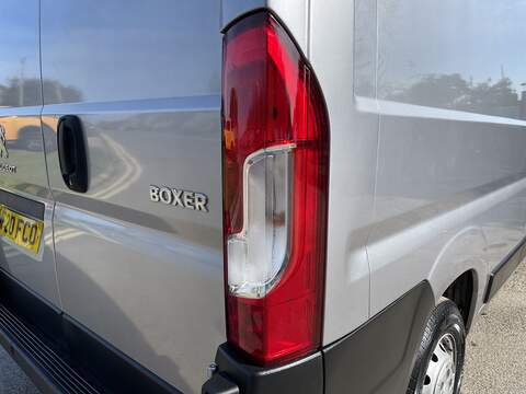 Peugeot Boxer 2.2 BlueHDi 335 Professional L3 H2 Euro 6 (s/s) 5dr - U752