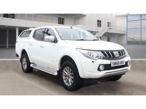 Mitsubishi L200 2.4 DI-D DC Warrior Auto 4WD Euro 6 4dr - U753