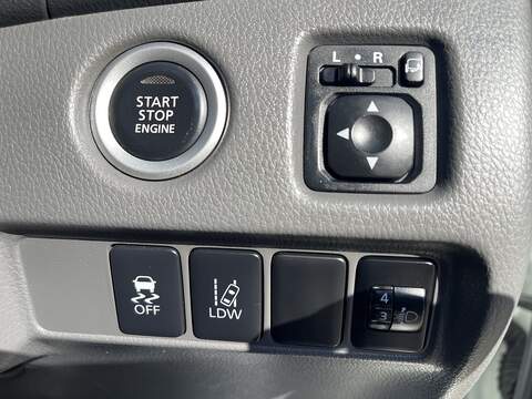Mitsubishi L200 2.4 DI-D DC Warrior Auto 4WD Euro 6 4dr - U753