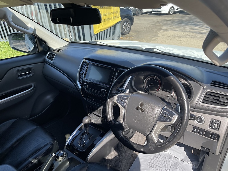 Mitsubishi L200 2.4 DI-D DC Warrior Auto 4WD Euro 6 4dr - U753