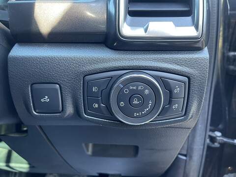 Ford Ranger 2.0 EcoBlue Wildtrak Auto 4WD Euro 6 (s/s) 4dr - U756