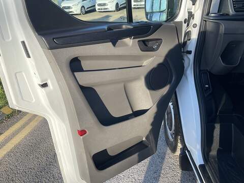 Ford Transit Custom 2.0 320 EcoBlue Leader L1 H1 Euro 6 (s/s) 5dr - U757