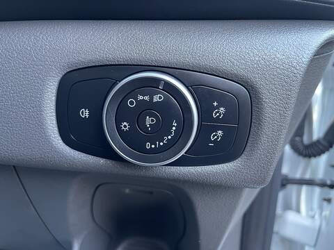 Ford Transit Custom 2.0 320 EcoBlue Leader L1 H1 Euro 6 (s/s) 5dr - U757