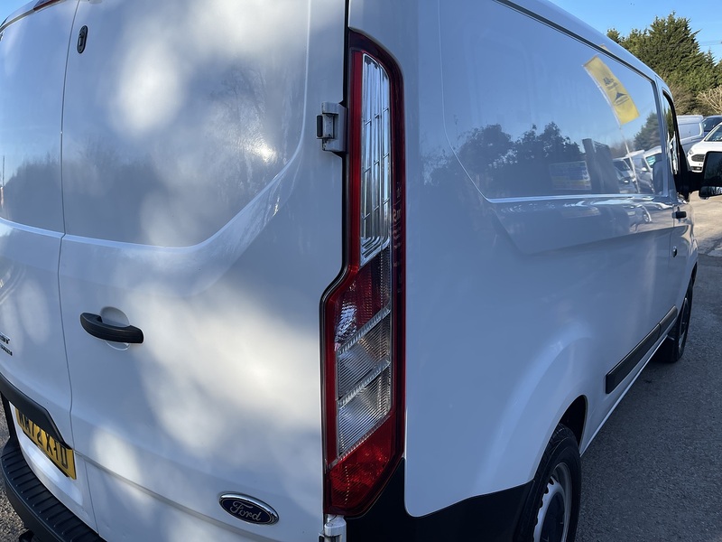 Ford Transit Custom 2.0 320 EcoBlue Leader L1 H1 Euro 6 (s/s) 5dr - U757