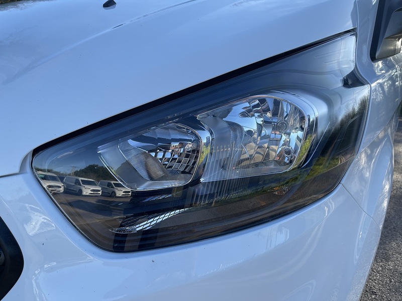 Ford Transit Custom 2.0 320 EcoBlue Leader L1 H1 Euro 6 (s/s) 5dr - U757