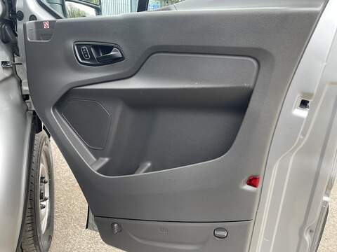 Ford Transit 2.0 350 EcoBlue Leader FWD L3 H2 Euro 6 (s/s) 5dr - U759