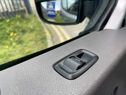 Ford Transit 2.0 350 EcoBlue Leader FWD L3 H2 Euro 6 (s/s) 5dr - U759