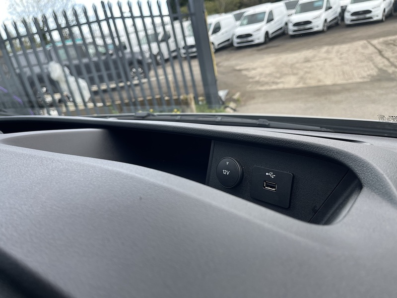 Ford Transit 2.0 350 EcoBlue Leader FWD L3 H2 Euro 6 (s/s) 5dr - U759