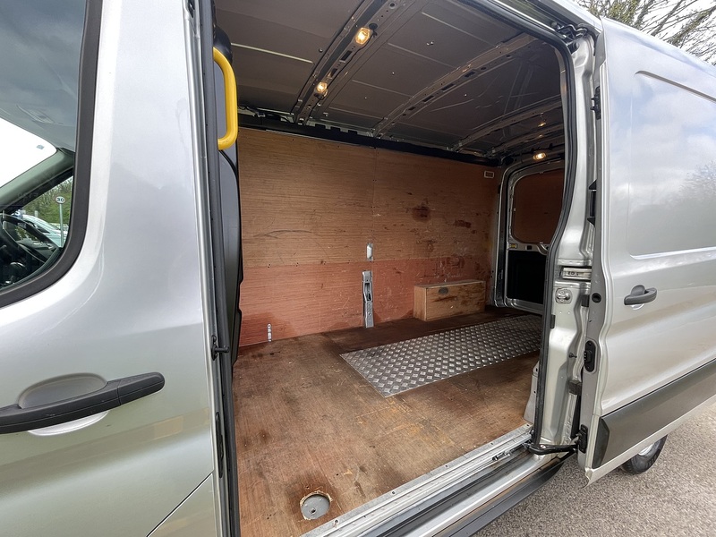 Ford Transit 2.0 350 EcoBlue Leader FWD L3 H2 Euro 6 (s/s) 5dr - U759