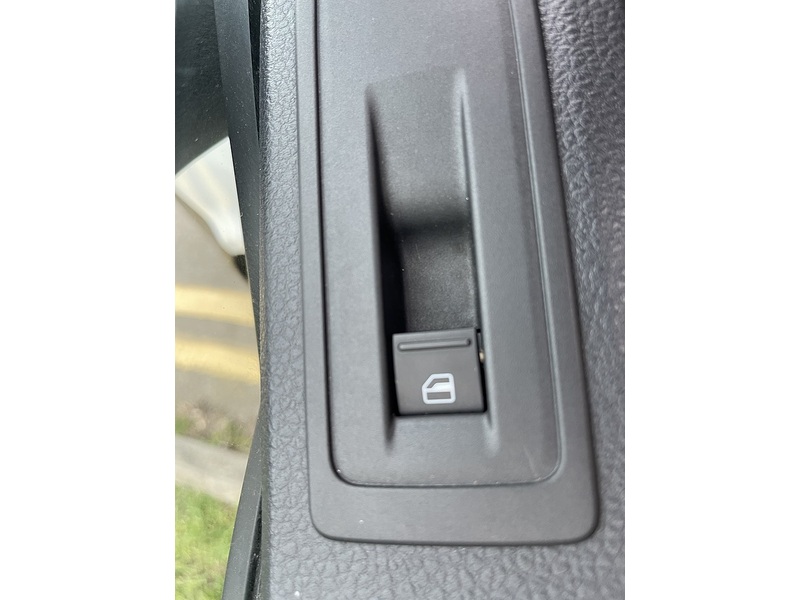Volkswagen Transporter 2.0 TDI T28 Startline FWD SWB Euro 6 (s/s) 5dr - U766