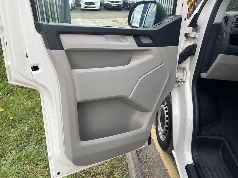 Volkswagen Transporter 2.0 TDI T28 Startline FWD SWB Euro 6 (s/s) 5dr - U766