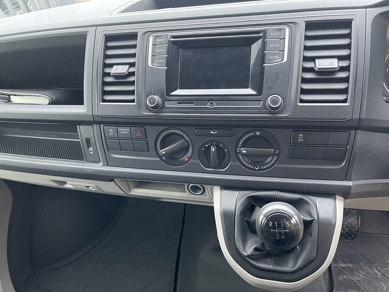 Volkswagen Transporter 2.0 TDI T28 Startline FWD SWB Euro 6 (s/s) 5dr - U766