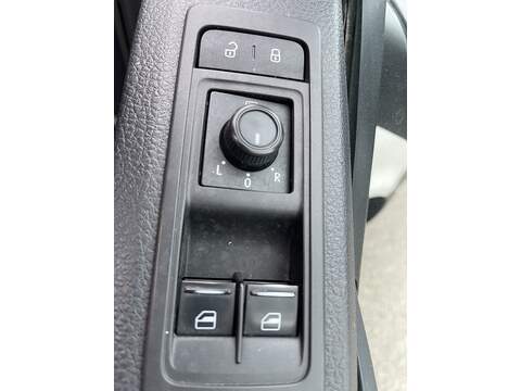 Volkswagen Transporter 2.0 TDI T28 Startline FWD SWB Euro 6 (s/s) 5dr - U766