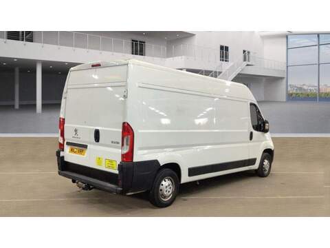 Peugeot Boxer 2.2 BlueHDi 335 Professional L3 H2 Euro 6 (s/s) 5dr - U770