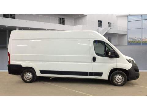 Peugeot Boxer 2.2 BlueHDi 335 Professional L3 H2 Euro 6 (s/s) 5dr - U770