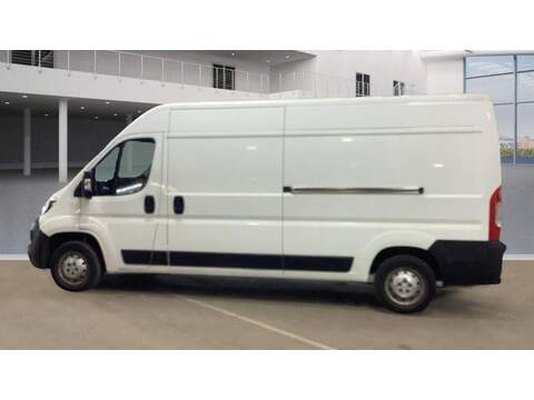 Peugeot Boxer 2.2 BlueHDi 335 Professional L3 H2 Euro 6 (s/s) 5dr - U770