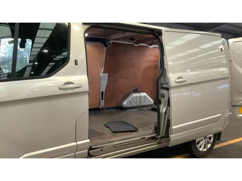 Ford Transit Custom 2.0 300 EcoBlue Limited L2 H1 Euro 6 (s/s) 5dr - U771
