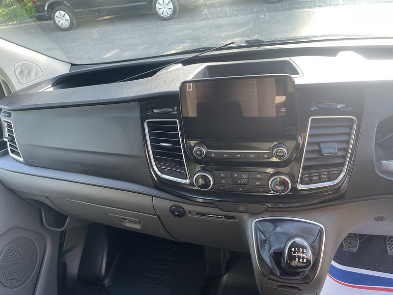 Ford Transit Custom 2.0 300 EcoBlue Limited L2 H1 Euro 6 (s/s) 5dr - U771