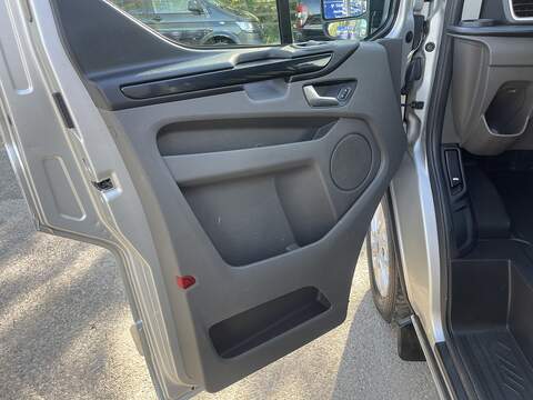 Ford Transit Custom 2.0 300 EcoBlue Limited L2 H1 Euro 6 (s/s) 5dr - U771