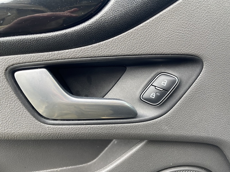 Ford Transit Custom 2.0 300 EcoBlue Limited L2 H1 Euro 6 (s/s) 5dr - U772