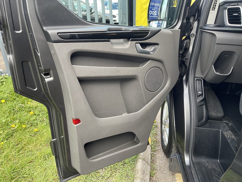 Ford Transit Custom 2.0 300 EcoBlue Limited L2 H1 Euro 6 (s/s) 5dr - U772
