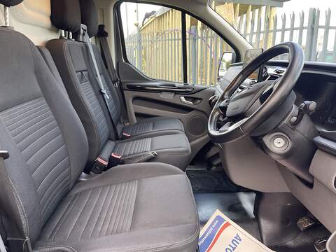 Ford Transit Custom 2.0 300 EcoBlue Limited L2 H1 Euro 6 (s/s) 5dr - U772