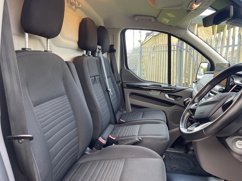 Ford Transit Custom 2.0 300 EcoBlue Limited L2 H1 Euro 6 (s/s) 5dr - U772