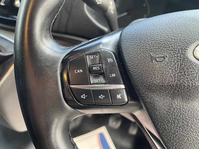 Ford Transit Custom 2.0 300 EcoBlue Limited L2 H1 Euro 6 (s/s) 5dr - U772