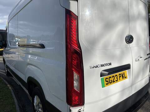 MAXUS eDeliver 9 72kWh Auto FWD L3 H2 5dr - U774