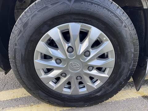 MAXUS eDeliver 9 72kWh Auto FWD L3 H2 5dr - U774