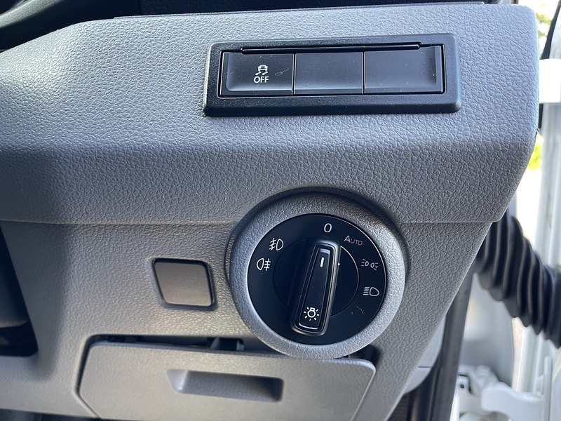 Volkswagen e-Transporter e 110 37.3kWh Advance Auto LWB 5dr - U780