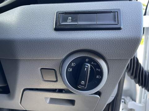 Volkswagen e-Transporter e 110 37.3kWh Advance Auto LWB 5dr - U780