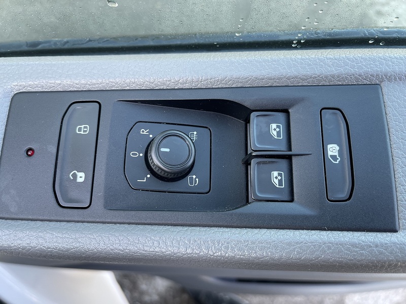 Volkswagen e-Transporter e 110 37.3kWh Advance Auto LWB 5dr - U780