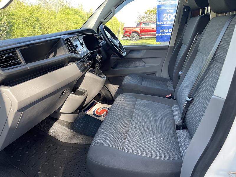 Volkswagen e-Transporter e 110 37.3kWh Advance Auto LWB 5dr - U780