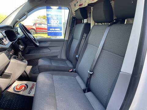 Volkswagen e-Transporter e 110 37.3kWh Advance Auto LWB 5dr - U780