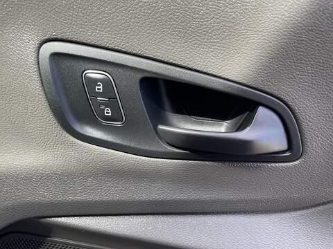 Ford Transit 2.0 350 EcoBlue Leader Dropside 2dr Diesel Manual L4 Euro 6 (s/s) (130 ps) - U781