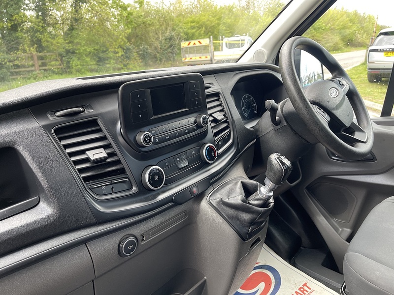 Ford Transit 2.0 350 EcoBlue Leader Dropside 2dr Diesel Manual L4 Euro 6 (s/s) (130 ps) - U781