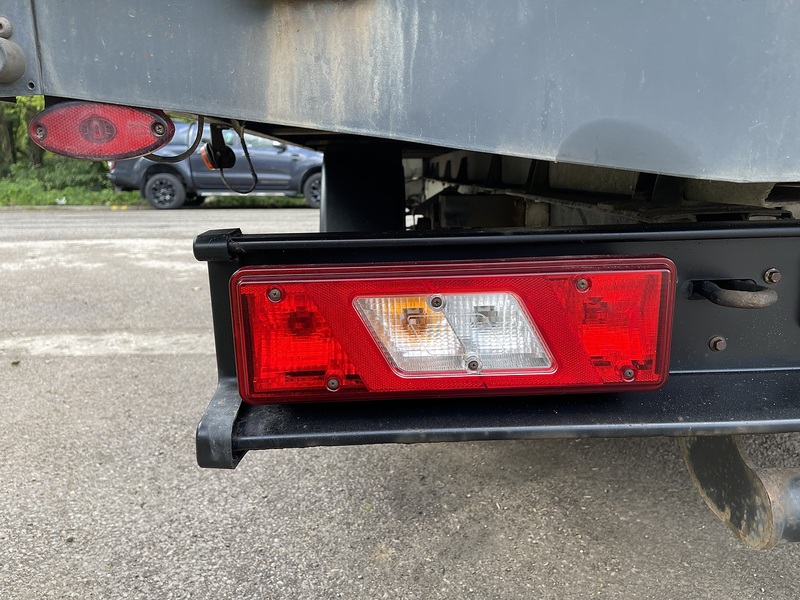 Ford Transit 2.0 350 EcoBlue Leader Dropside 2dr Diesel Manual L4 Euro 6 (s/s) (130 ps) - U781