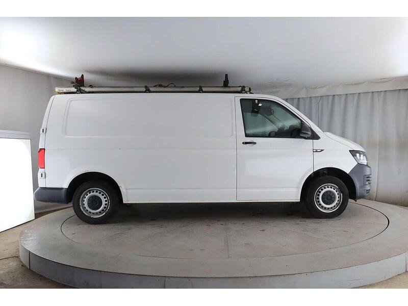 Volkswagen Transporter 2.0 TDI T32 BlueMotion Tech Startline FWD LWB Euro 6 (s/s) 5dr - U782