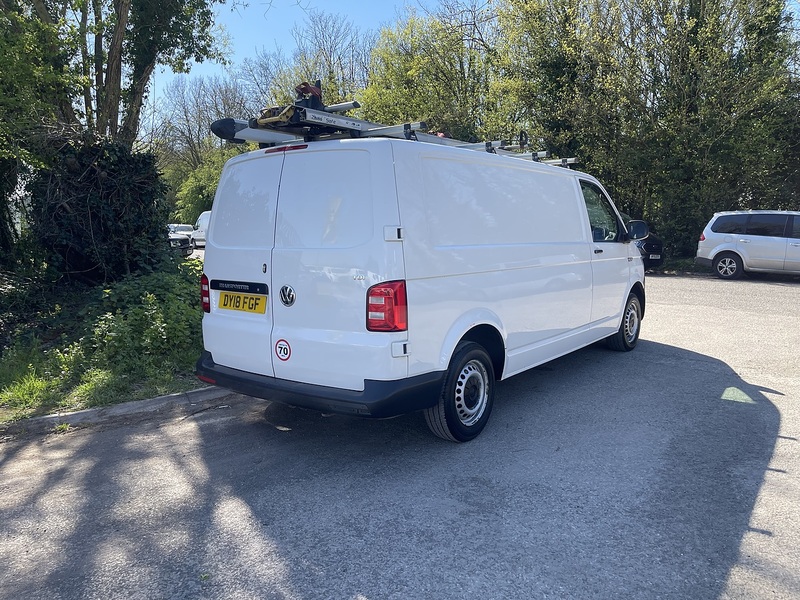 Volkswagen Transporter 2.0 TDI T32 BlueMotion Tech Startline FWD LWB Euro 6 (s/s) 5dr - U782