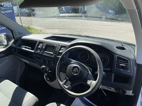 Volkswagen Transporter 2.0 TDI T32 BlueMotion Tech Startline FWD LWB Euro 6 (s/s) 5dr - U782