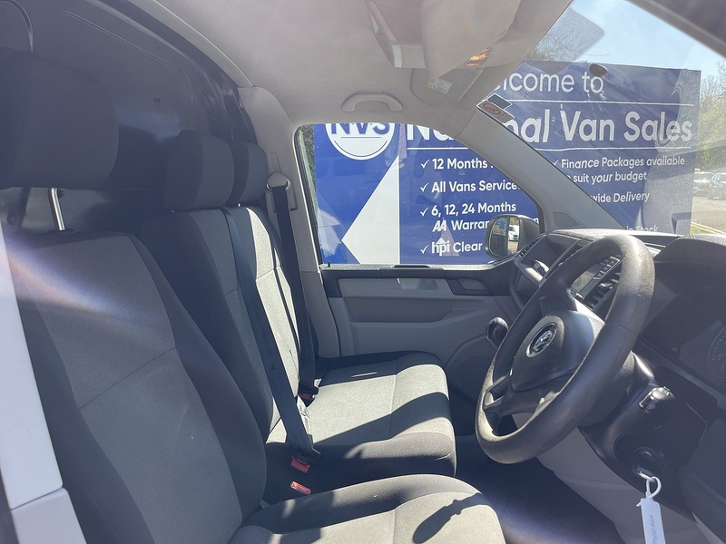 Volkswagen Transporter 2.0 TDI T32 BlueMotion Tech Startline FWD LWB Euro 6 (s/s) 5dr - U782
